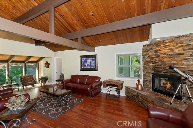 Image 3 for 24213 Horst Dr, Crestline, CA 92325