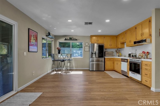 33230 Hollister, Lake Elsinore CA: https://media.crmls.org/medias/7f6ad29f-7c2e-4099-94c0-fd583ecc5c63.jpg