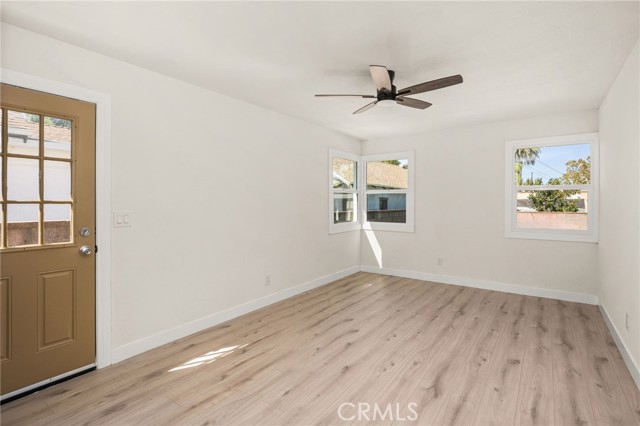 2047 West 78th photo 15