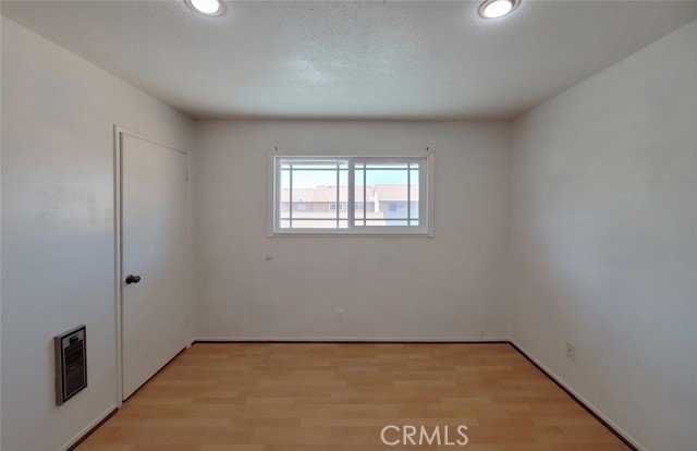 Detail Gallery Image 30 of 34 For 10532 Royal Oak, Stanton,  CA 90680 - 4 Beds | 2 Baths