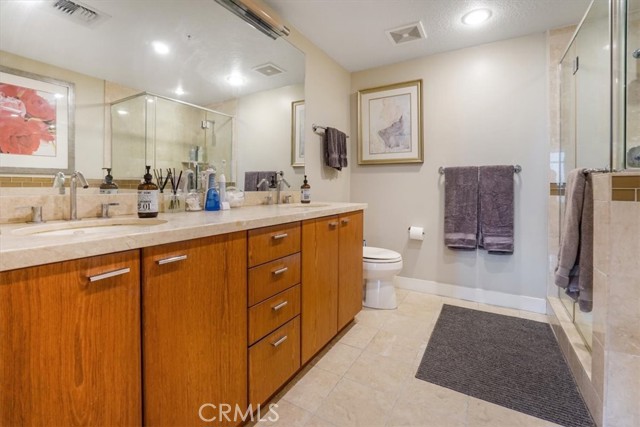 3141 Michelson Drive, Irvine CA: https://media.crmls.org/medias/7f6ccb82-3d59-4950-a198-ed773159a5a5.jpg