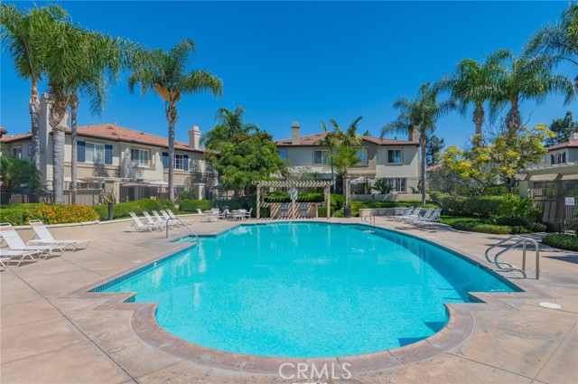 825 Yorkshire, Irvine CA: https://media.crmls.org/medias/7f6d44d6-13b1-4e1c-ac66-182fbe5a2402.jpg
