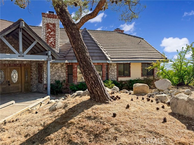 Detail Gallery Image 5 of 41 For 61300 Indian Paint Brush Rd, Anza,  CA 92539 - 4 Beds | 3 Baths
