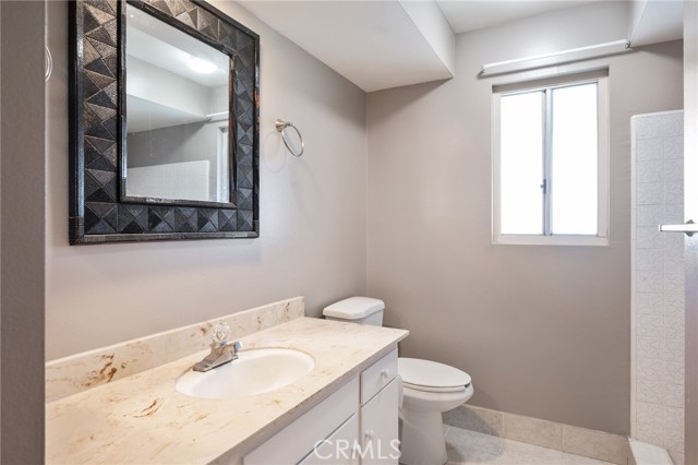 Detail Gallery Image 11 of 25 For 22945 Nadine Cir #B,  Torrance,  CA 90505 - 2 Beds | 2 Baths