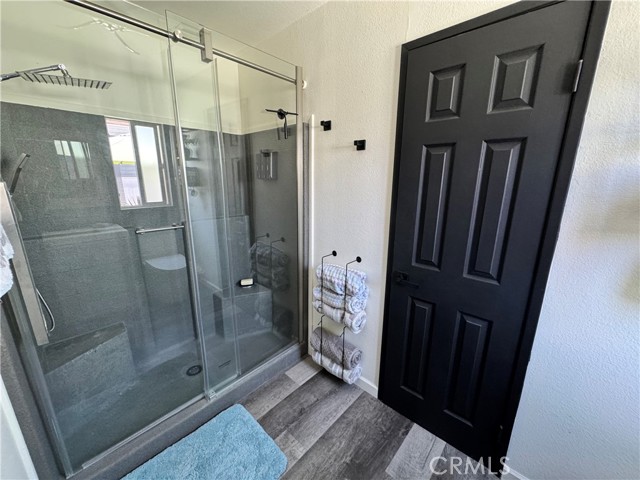 23301 Ridge Route Drive, Laguna Hills CA: https://media.crmls.org/medias/7f6ef4cc-6002-4dc4-8323-7f65db25184b.jpg