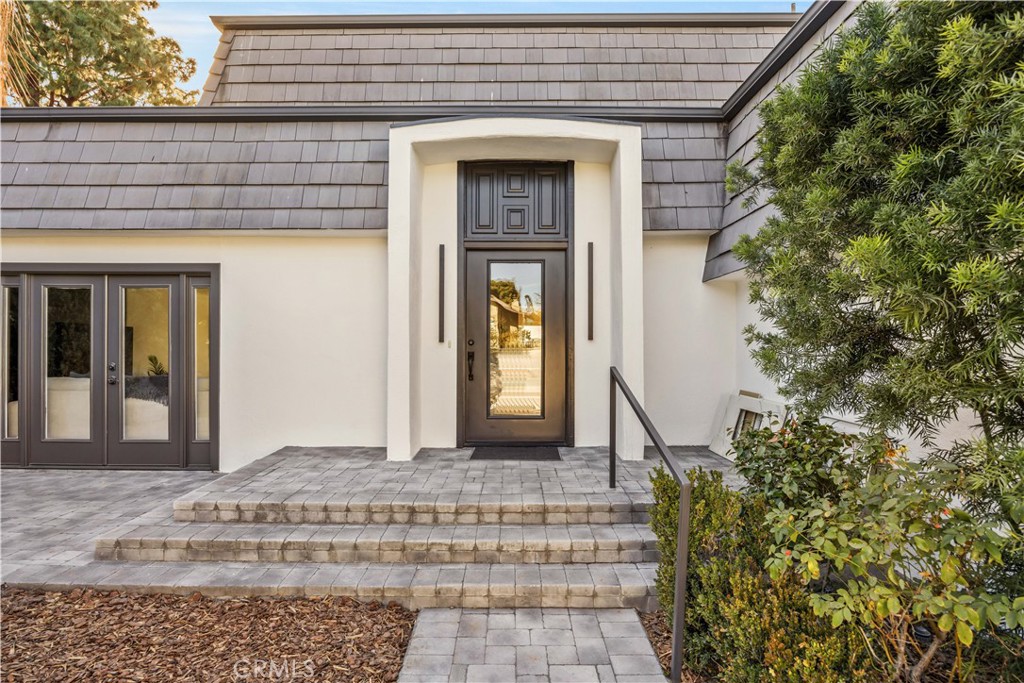 MLS #OC25274271 image #24