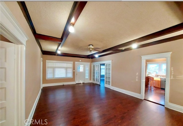 Detail Gallery Image 11 of 20 For 530 S Broadway, Santa Ana,  CA 92701 - – Beds | – Baths