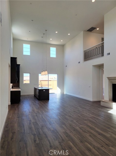 Detail Gallery Image 6 of 29 For 713 Manor Ln, Paso Robles,  CA 93446 - 4 Beds | 3 Baths