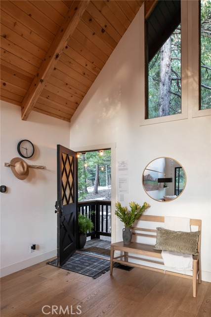 Detail Gallery Image 22 of 31 For 109 N Grass Valley Rd, Lake Arrowhead,  CA 92352 - 3 Beds | 2 Baths