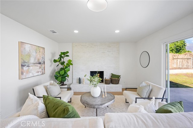 Detail Gallery Image 8 of 42 For 7041 Cameo St, Rancho Cucamonga,  CA 91701 - 4 Beds | 2 Baths