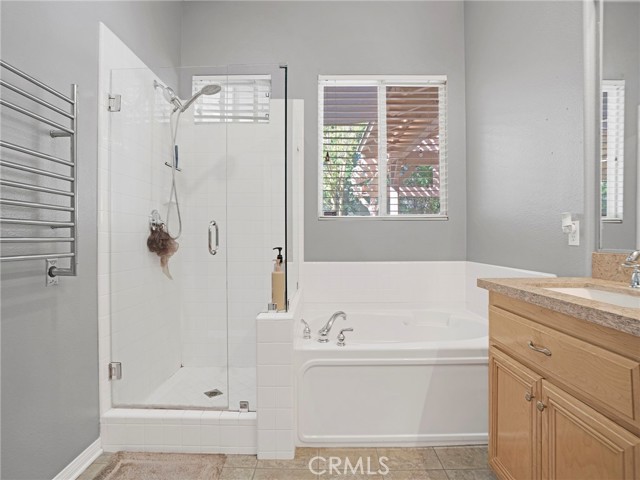 Detail Gallery Image 23 of 44 For 21103 Cross Creek Dr, Saugus,  CA 91350 - 3 Beds | 3 Baths