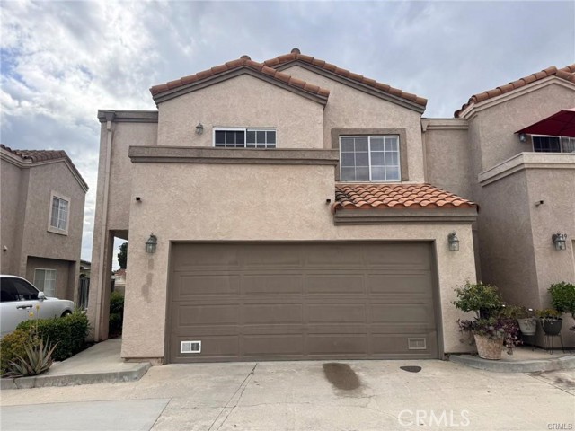 Detail Gallery Image 2 of 7 For 1081 E Grand Ave #20,  Pomona,  CA 91766 - 3 Beds | 2/1 Baths