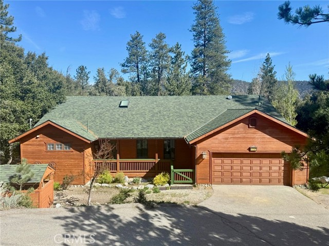 1737 Zion Way, Pine Mountain Club CA: https://media.crmls.org/medias/7f71f5bc-6a62-434b-b6d5-2d6377a82e04.jpg