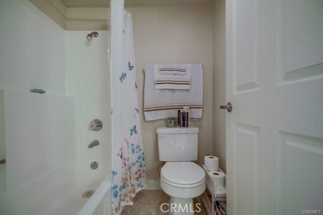 Detail Gallery Image 11 of 22 For 21550 Burbank Bld #205,  Woodland Hills,  CA 91367 - 2 Beds | 2 Baths