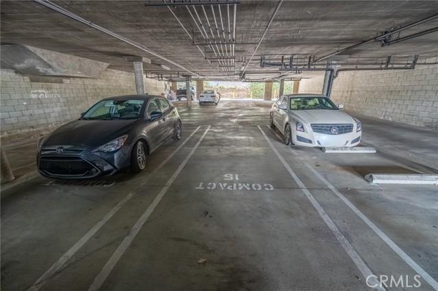 Detail Gallery Image 25 of 27 For 1825 Selby Ave #102,  Los Angeles,  CA 90025 - 2 Beds | 2 Baths