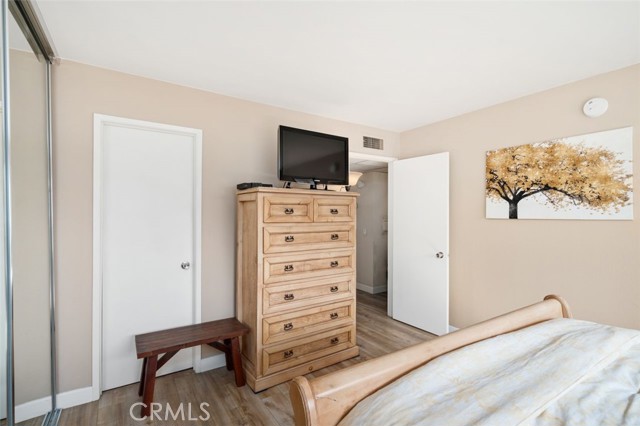 Detail Gallery Image 17 of 32 For 18350 Hatteras St #229,  Tarzana,  CA 91356 - 2 Beds | 1 Baths