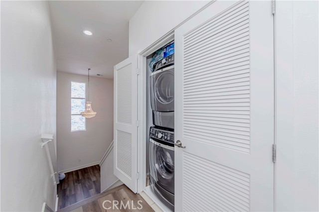 Image 11 of 40 For 9213 Sunshine Place