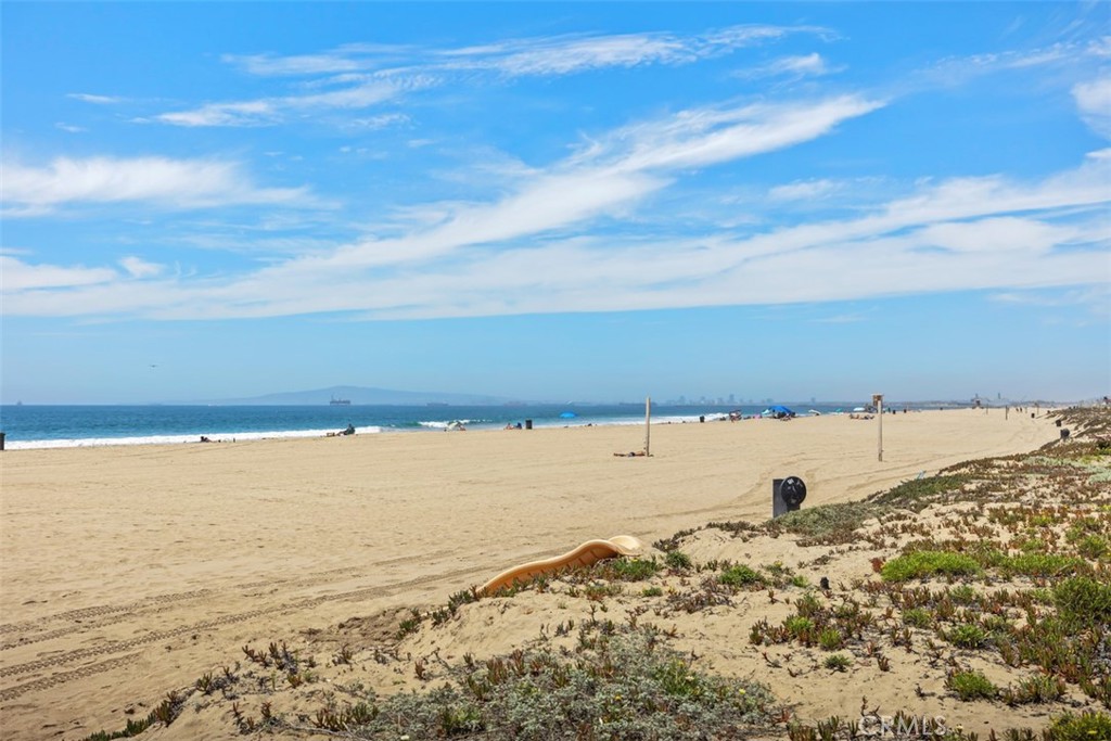 MLS #OC26163655 image #30