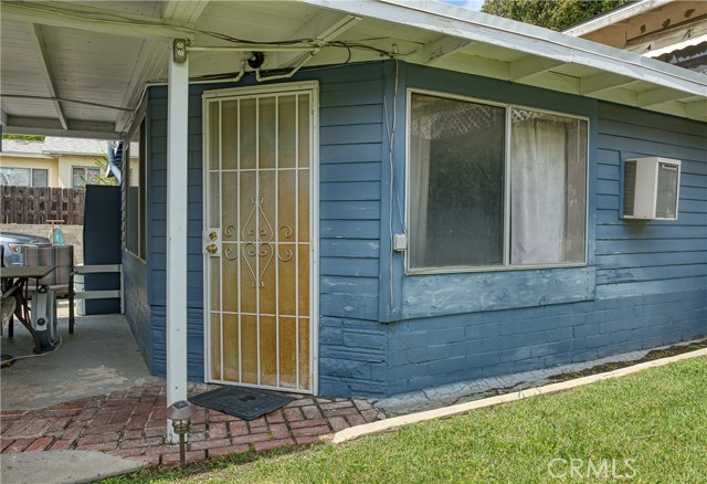 3611 Fourth Avenue, Glendale CA: https://media.crmls.org/medias/7f731af8-1c6c-4b15-9a3b-de3c0ed7dc25.jpg
