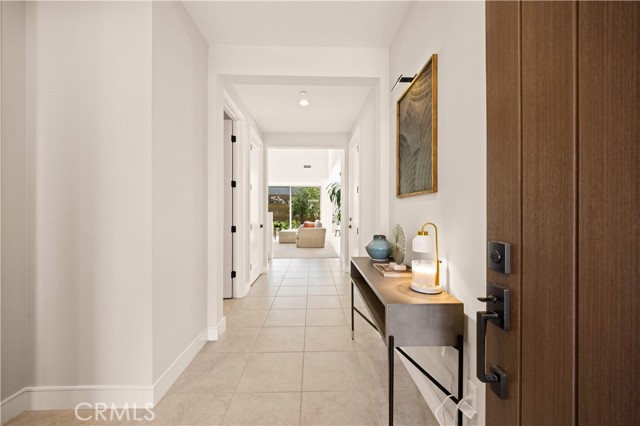 Detail Gallery Image 4 of 73 For 60 Rotunda, Irvine,  CA 92620 - 4 Beds | 3/1 Baths