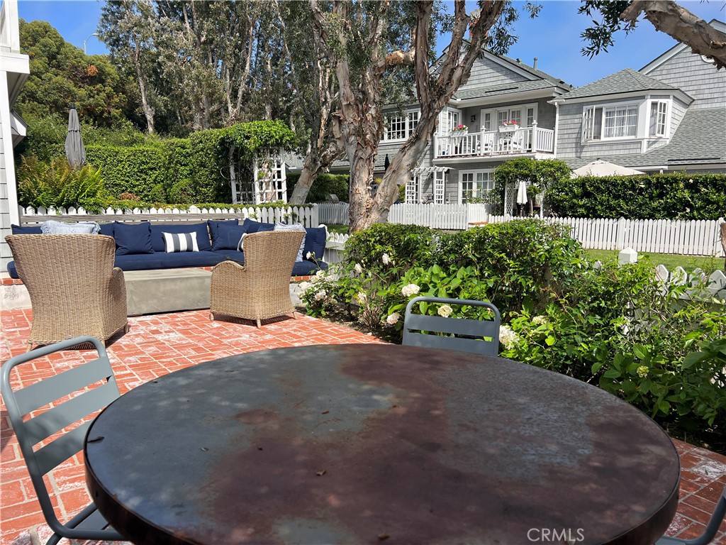 MLS #OC25239987 image #17