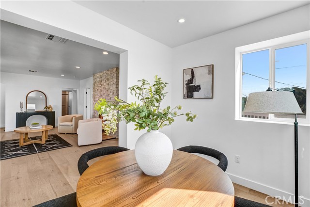 5452 harcross Drive, Windsor Hills CA: https://media.crmls.org/medias/7f744ec7-e6cb-4d59-9b61-85a64338b73a.jpg