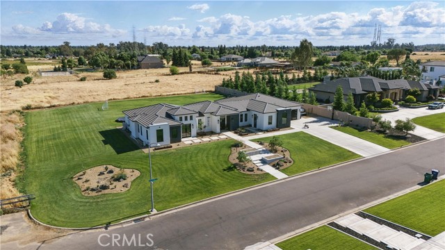 1901 E Sorrento Court, Merced CA: https://media.crmls.org/medias/7f762a7a-ff37-4cb0-a2e4-06b6c53e9b5f.jpg