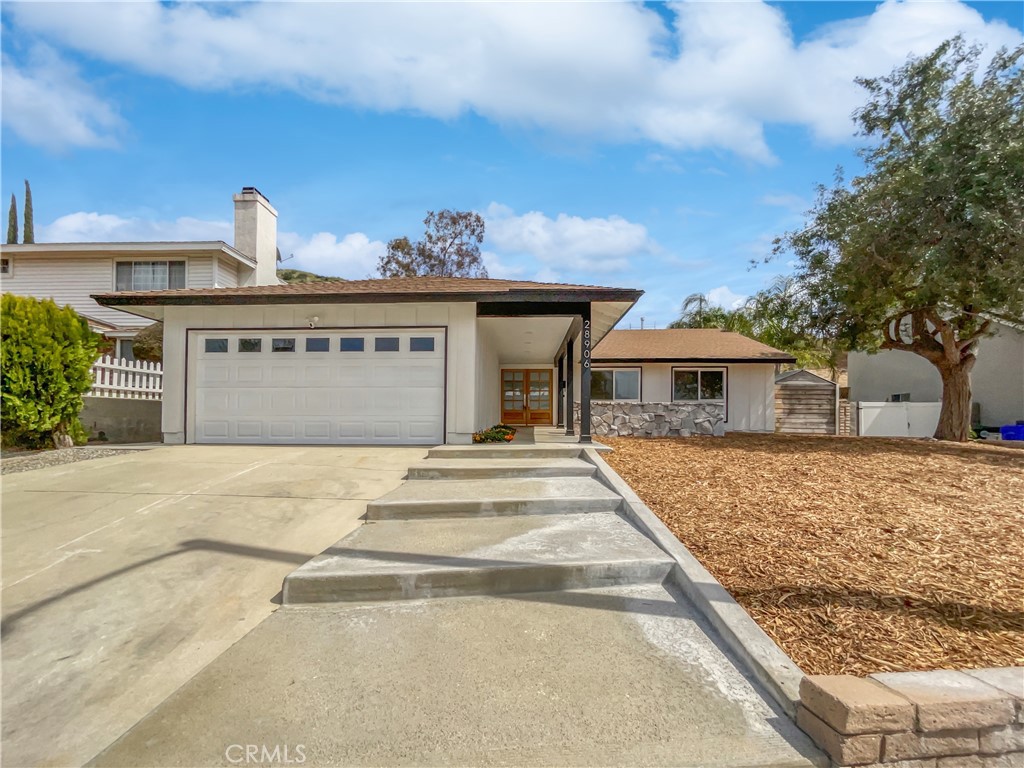 28906 Gladiolus Drive, Canyon Country, CA 91387