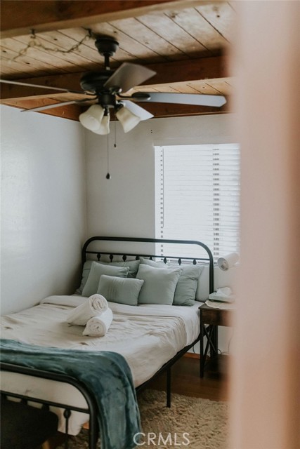 Detail Gallery Image 5 of 41 For 2352 Pine Dr, Arrowbear,  CA 92382 - 3 Beds | 2 Baths