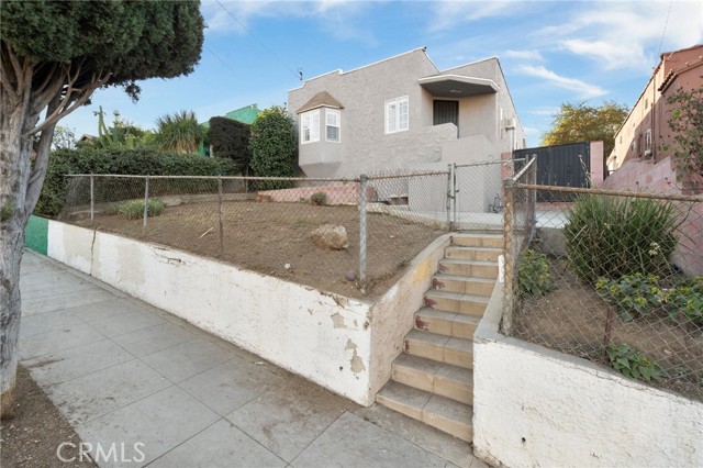 Detail Gallery Image 1 of 24 For 1309 N Hazard Ave, Los Angeles,  CA 90063 - 2 Beds | 1 Baths