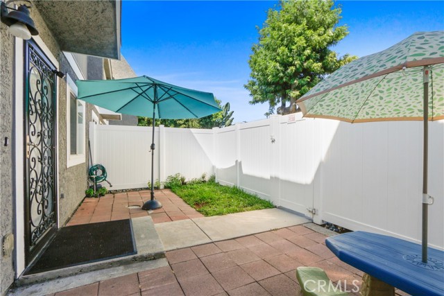 Detail Gallery Image 11 of 13 For 13855 Saranac Dr #F,  Whittier,  CA 90604 - 2 Beds | 1/1 Baths