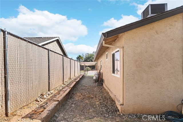 2685 Forestview Drive, Oroville CA: https://media.crmls.org/medias/7f78c41c-0a72-4311-9467-e6d50f9b3860.jpg