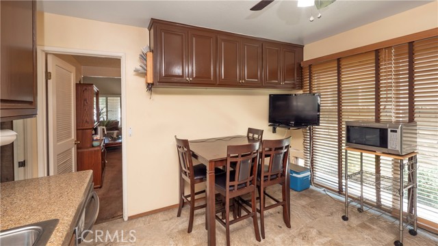 Detail Gallery Image 15 of 55 For 25912 Evergreen Rd, Laguna Hills,  CA 92653 - 4 Beds | 2/1 Baths