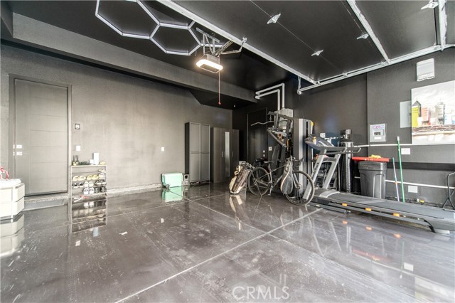 Detail Gallery Image 4 of 39 For 131 Reyes Alley, Lake Forest,  CA 92630 - 5 Beds | 4 Baths