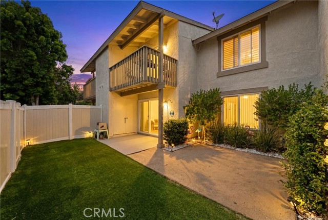 Detail Gallery Image 2 of 31 For 23341 La Glorieta #B,  Mission Viejo,  CA 92691 - 2 Beds | 1 Baths