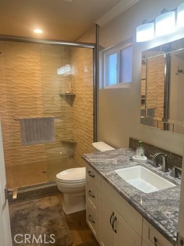 Detail Gallery Image 11 of 15 For 341 Emmons Rd, Cambria,  CA 93428 - 3 Beds | 2 Baths