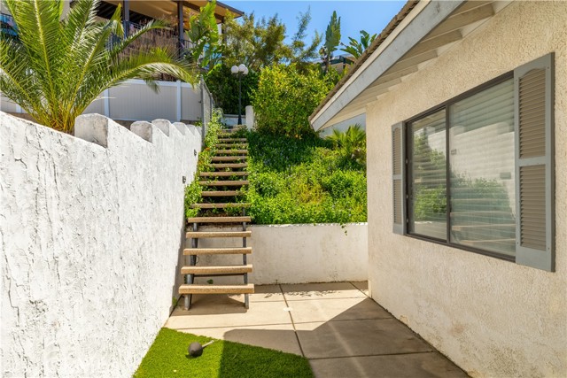 Detail Gallery Image 35 of 48 For 22081 Village Way Dr, Canyon Lake,  CA 92587 - 4 Beds | 3/1 Baths