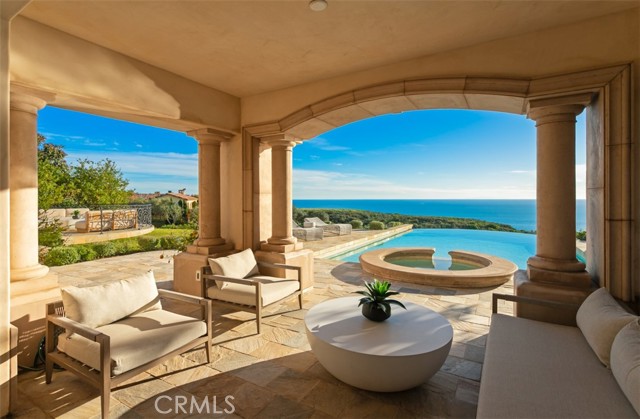 50 Pelican Crest, Newport Coast CA: https://media.crmls.org/medias/7f7cdd58-d18a-4db6-9503-3648189c7b7c.jpg