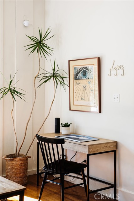 517 5th Street, Manhattan Beach, California 90266, 3 Bedrooms Bedrooms, ,2 BathroomsBathrooms,Residential,Sold,5th,SB22046594