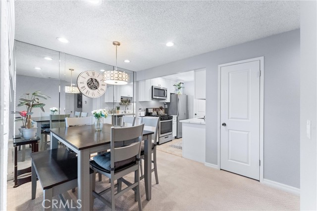 Detail Gallery Image 10 of 31 For 1344 Brentwood Cir #C,  Corona,  CA 92882 - 2 Beds | 2 Baths