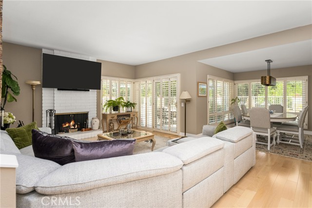 8009 E Eucalyptus Trail, Orange CA: https://media.crmls.org/medias/7f7e3591-5d67-4675-9173-0598aef383ea.jpg