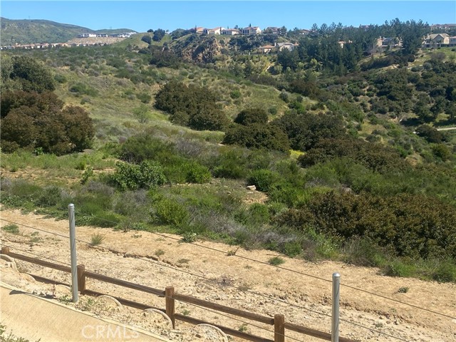 Detail Gallery Image 3 of 5 For 4 Coya Trail, Chatsworth,  CA 91311 - – Beds | – Baths