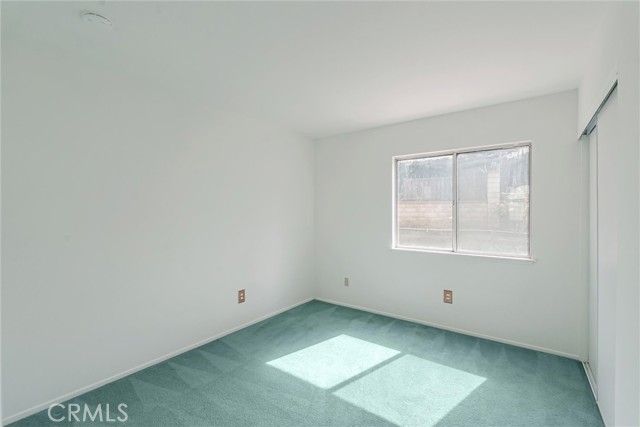 29608 Bright Spot Road, Highland CA: https://media.crmls.org/medias/7f7ec4fe-4e17-41b6-b75a-3f03e08c68b8.jpg