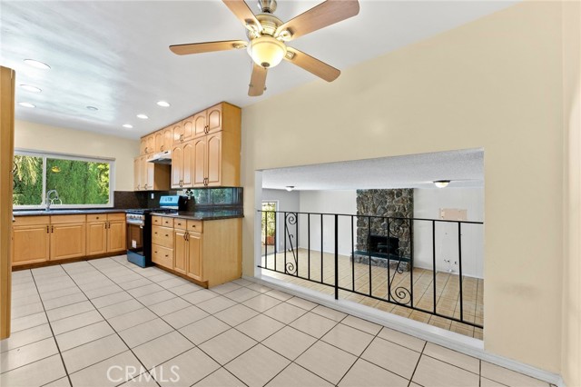 6627 Columbus Avenue, Van Nuys CA: https://media.crmls.org/medias/7f7f7a7f-b9c6-40ce-b422-690678961c29.jpg