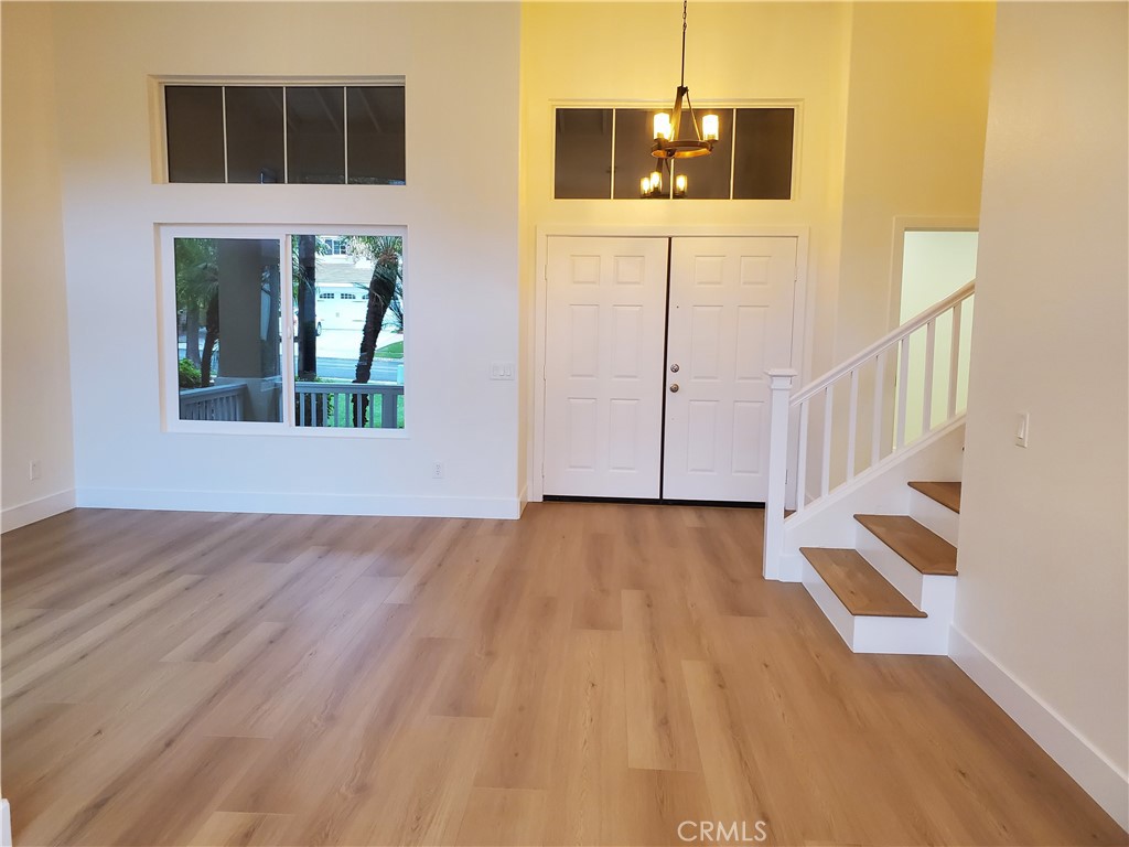 MLS #OC25261942 image #30