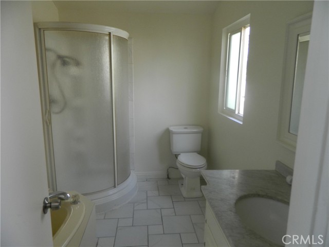 Detail Gallery Image 14 of 15 For 140 W Pioneer Ave #104,  Redlands,  CA 92374 - 3 Beds | 2 Baths