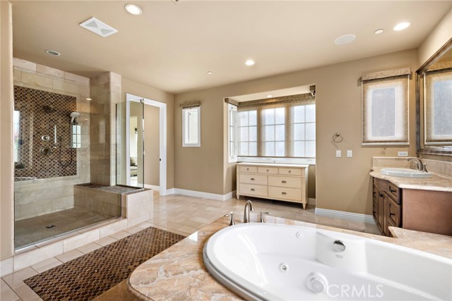 27 Pacific Mist, Newport Coast CA: https://media.crmls.org/medias/7f82dbee-027b-48ed-b28d-9c6b9200e745.jpg