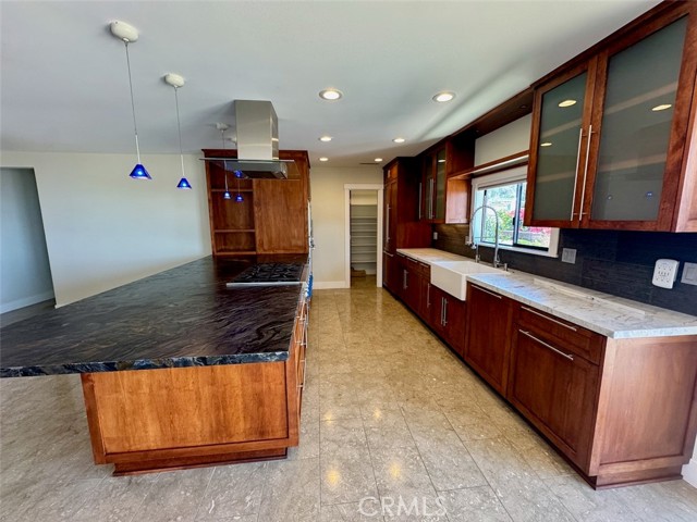2745 Temple Hills Drive, Laguna Beach CA: https://media.crmls.org/medias/7f83a605-7349-4979-8407-e4d6166c3b46.jpg