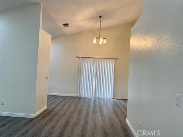 Detail Gallery Image 8 of 35 For 13508 Bearberry Dr, Moreno Valley,  CA 92553 - 3 Beds | 2 Baths