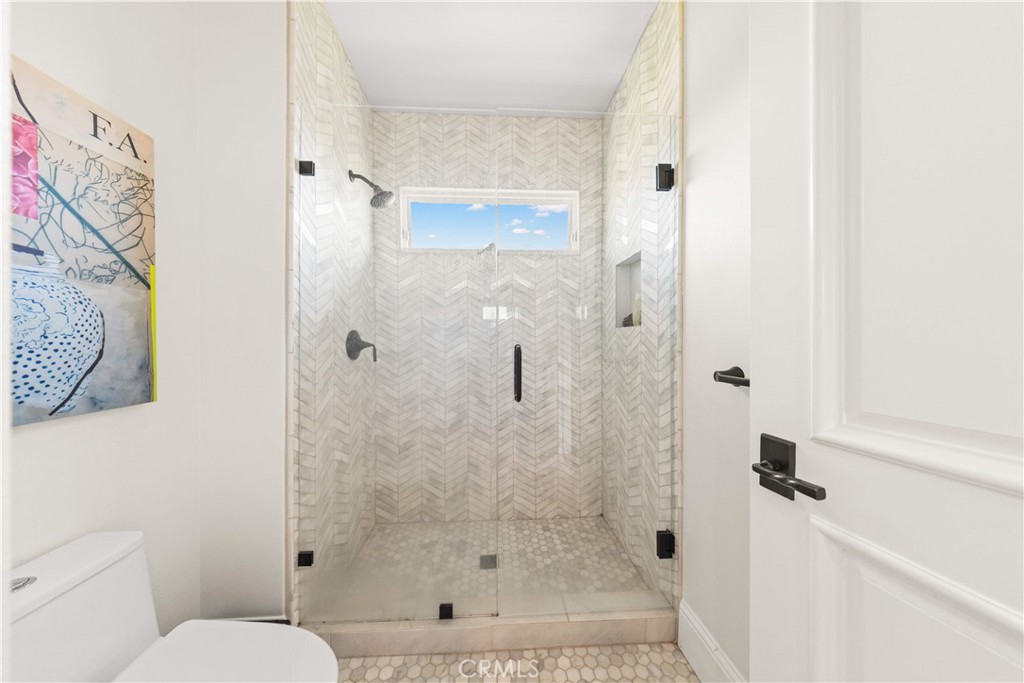 MLS #OC26102051 image #19